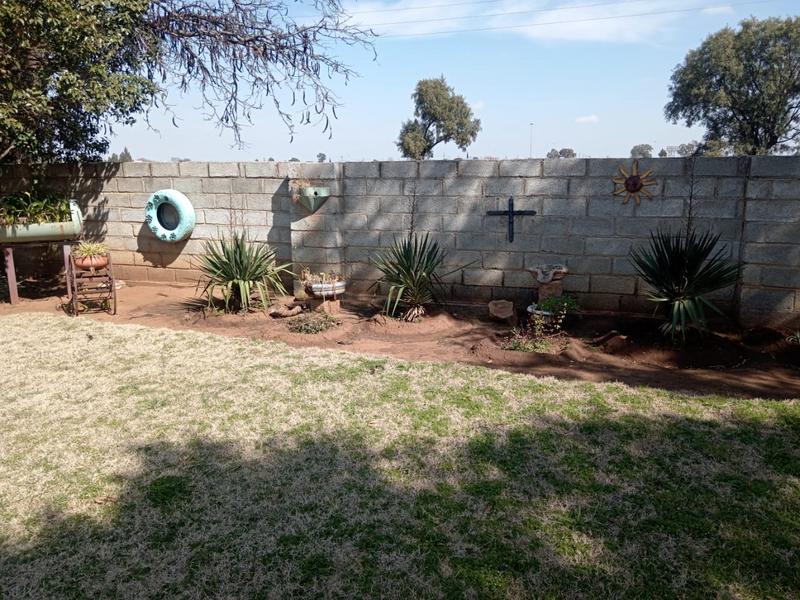 0 Bedroom Property for Sale in Theunissen Free State